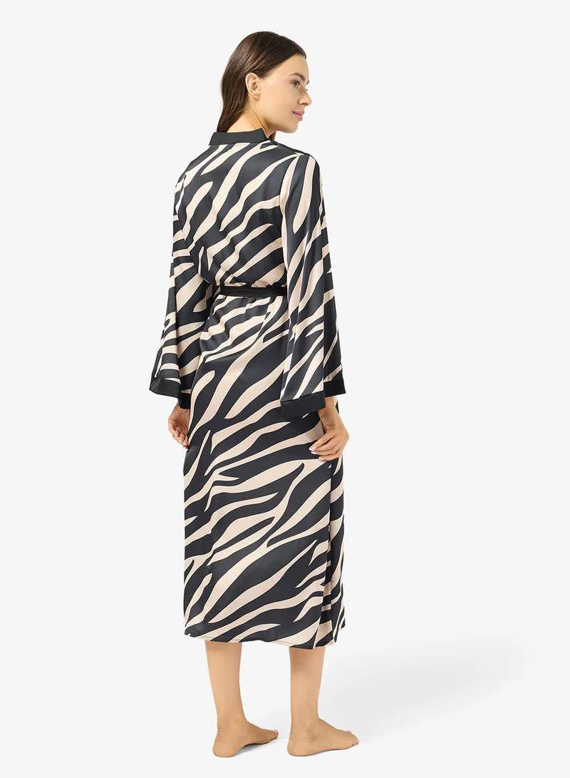 جينجر Animal Print Satin Robe